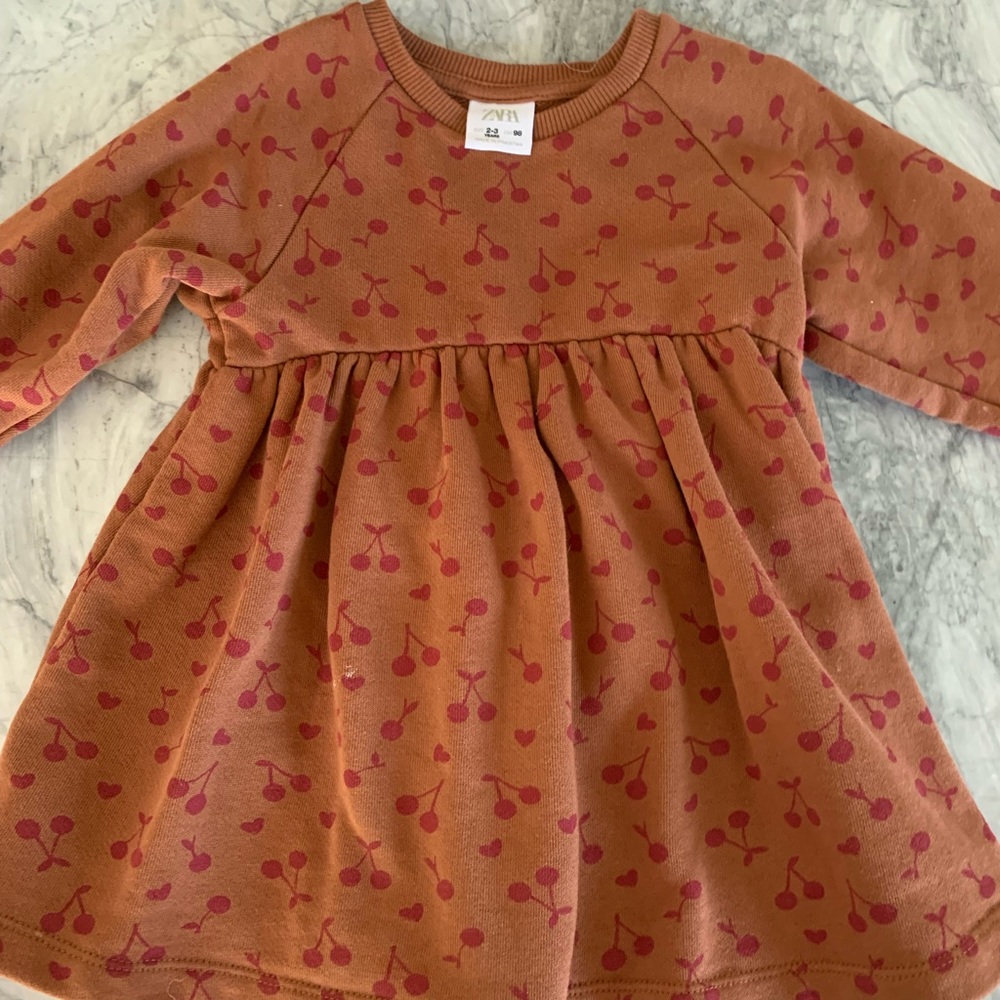 Zara 2-3T fall sweatshirt dress with cherries